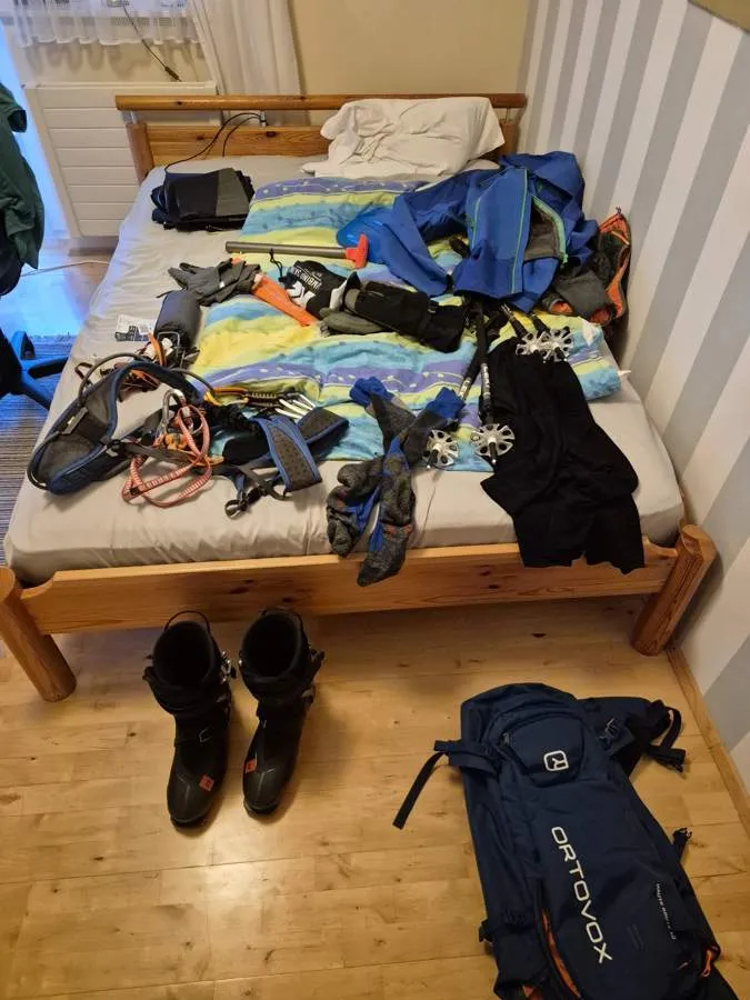 Ausrüstung ausgebreitet